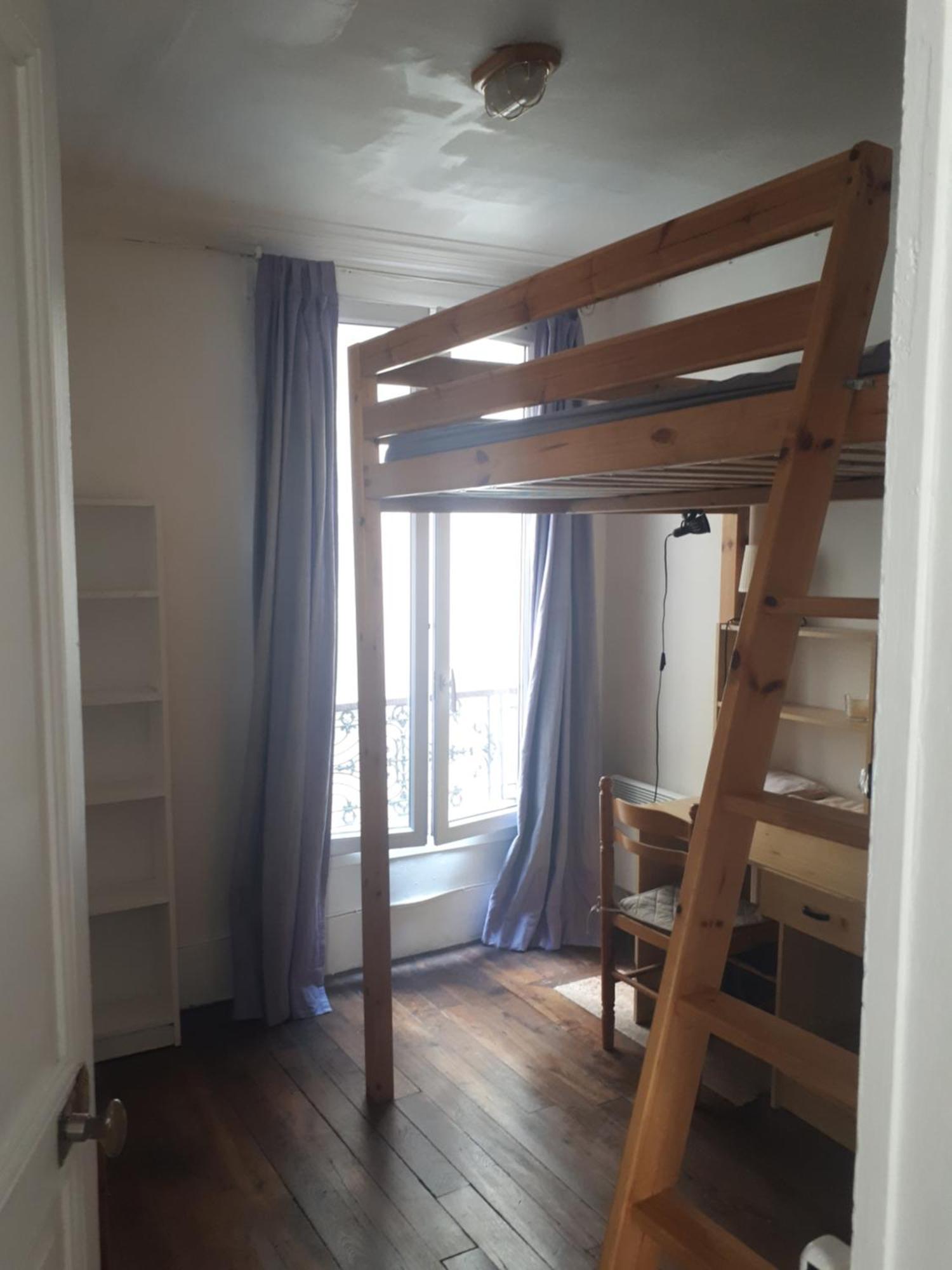 Batignolles - Parisian Alloggio in famiglia